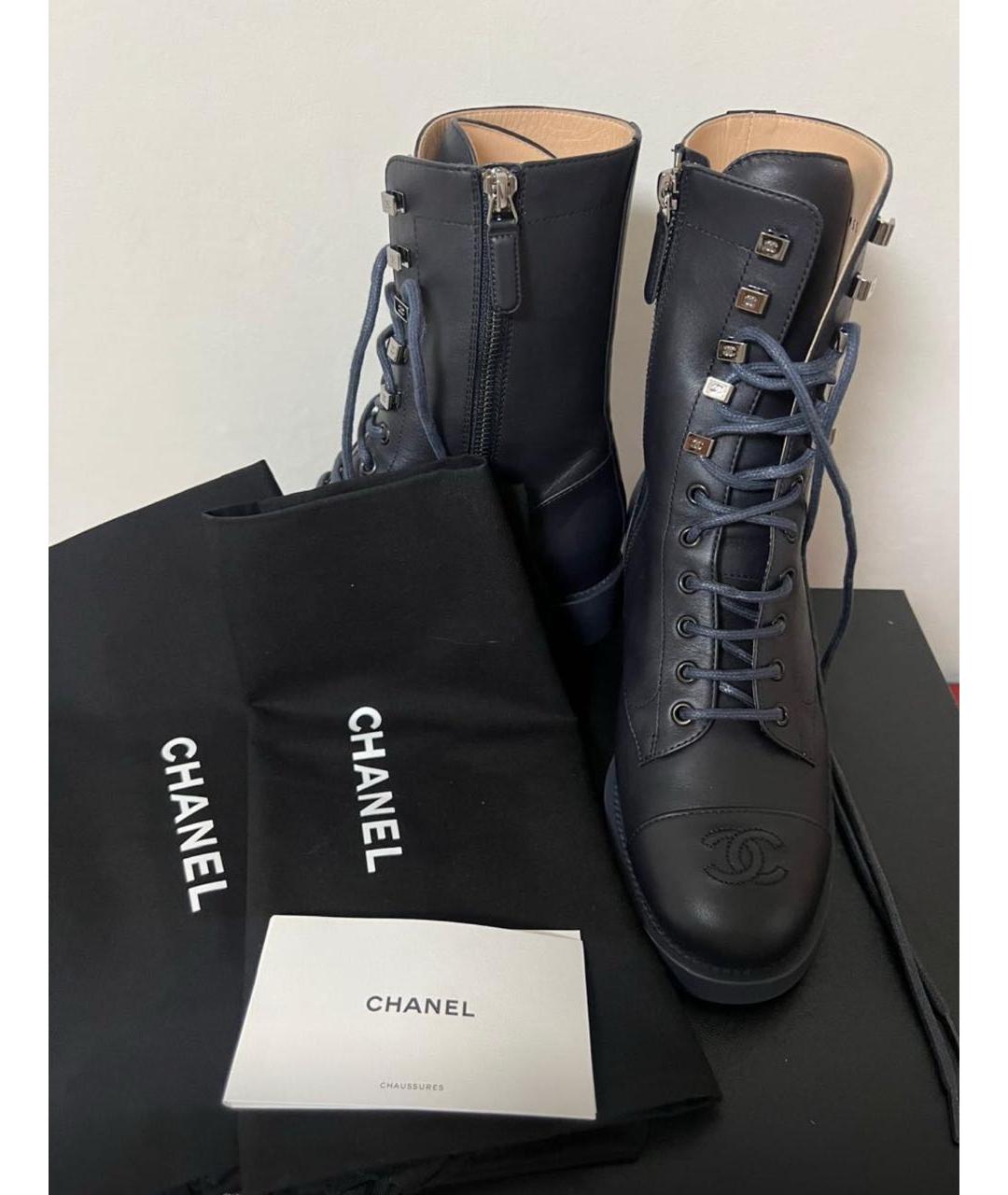 CHANEL Темно-синие кожаные сапоги, фото 5