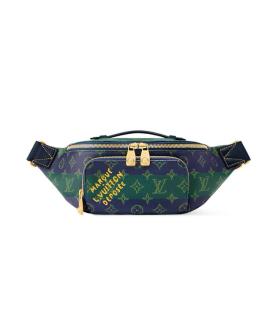LOUIS VUITTON Барсетка