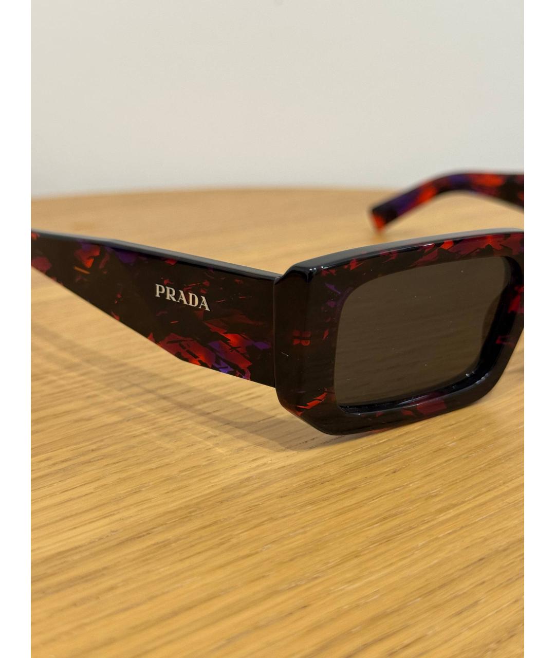 PRADA Коричневые пластиковые солнцезащитные очки, фото 3