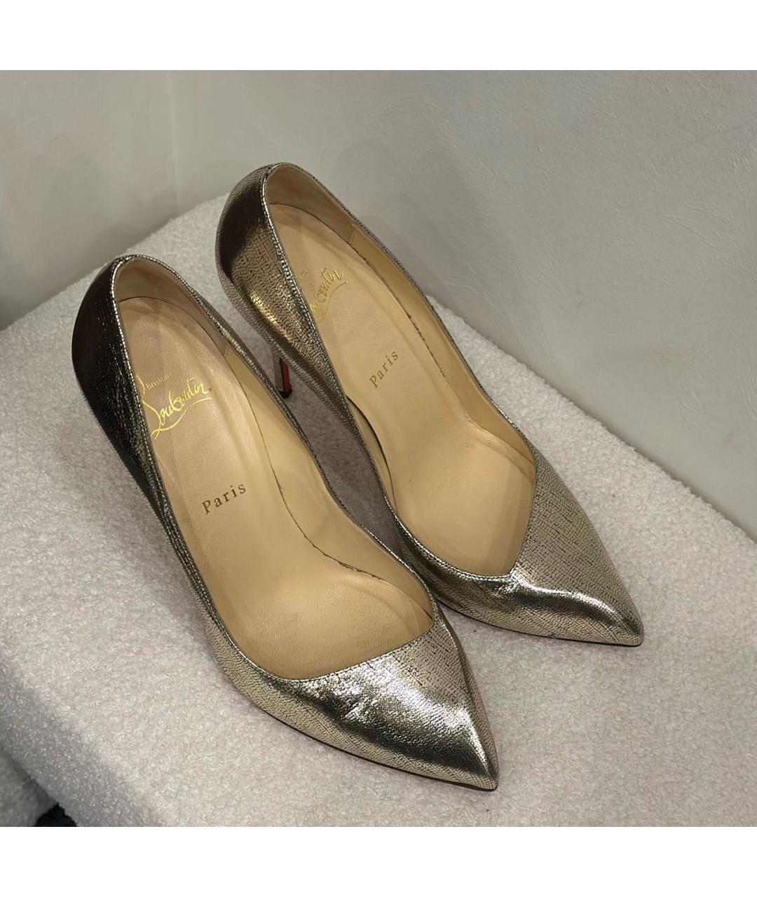 CHRISTIAN LOUBOUTIN Золотые кожаные туфли, фото 3