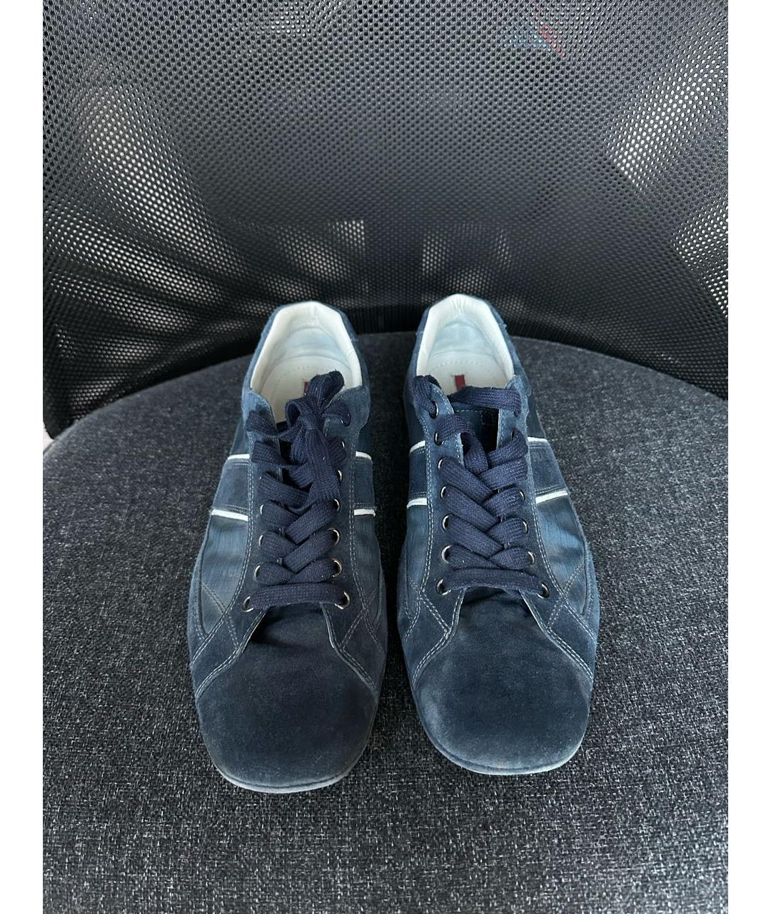 PRADA Темно-синие замшевые низкие кроссовки / кеды, фото 2