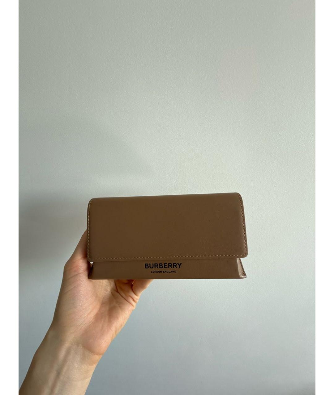 BURBERRY Черные пластиковые солнцезащитные очки, фото 3