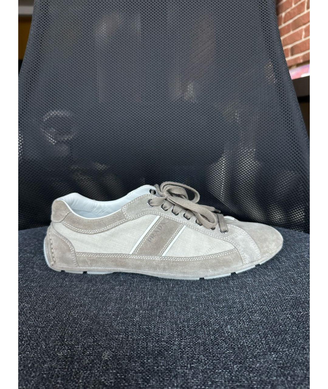 PRADA Бежевые замшевые низкие кроссовки / кеды, фото 9