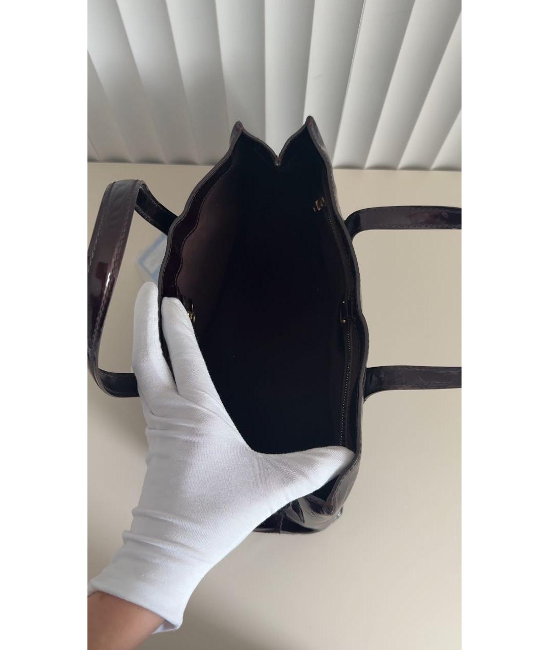 LOUIS VUITTON Бордовая сумка с короткими ручками из лакированной кожи, фото 4