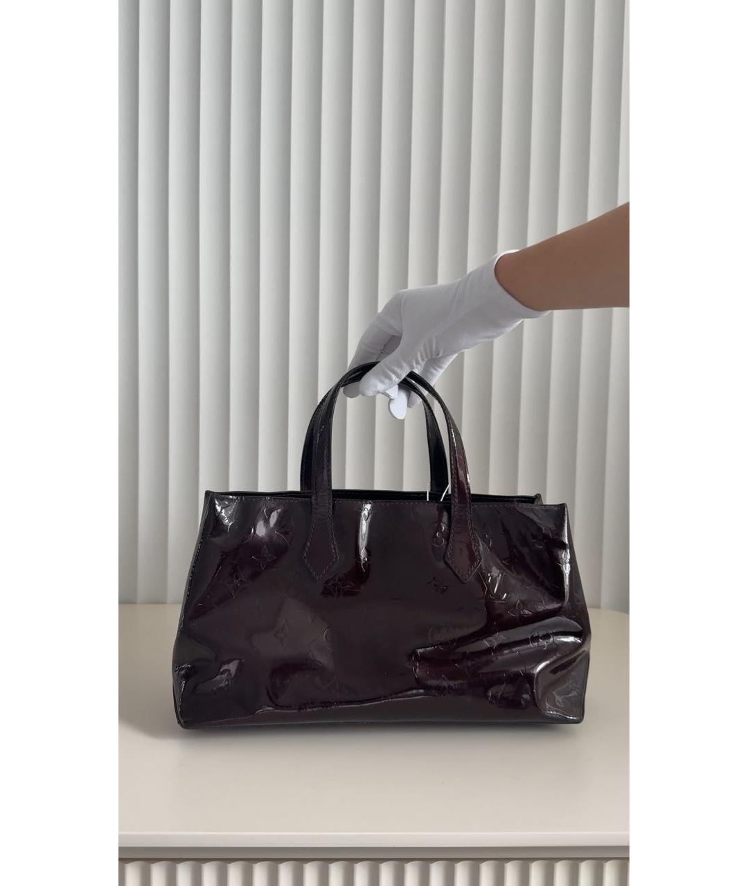 LOUIS VUITTON Бордовая сумка с короткими ручками из лакированной кожи, фото 3