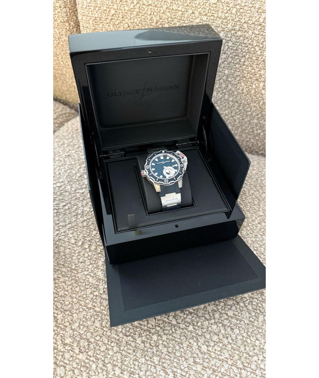 Ulysse Nardin Темно-синие металлические часы, фото 5