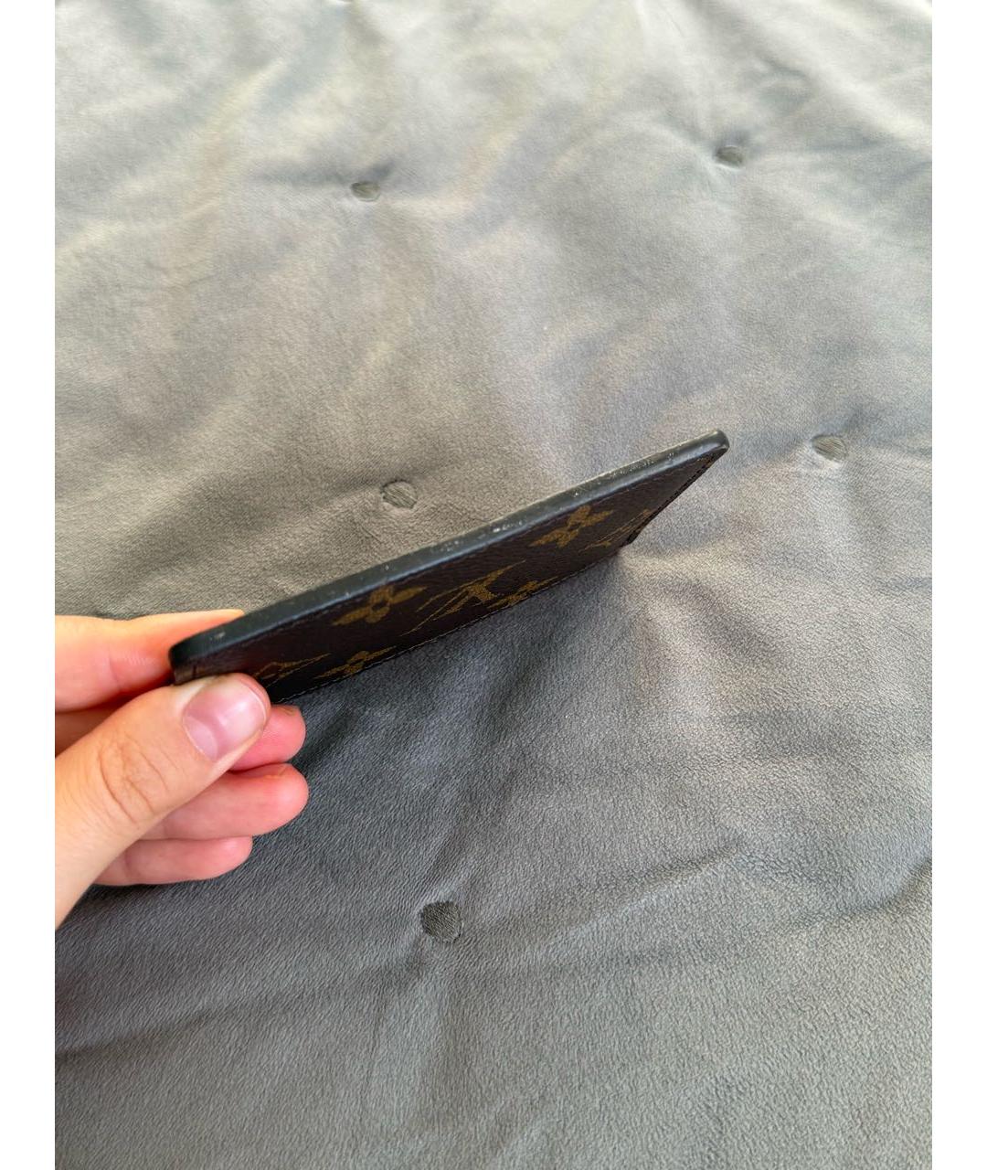 LOUIS VUITTON Коричневый кожаный кардхолдер, фото 5