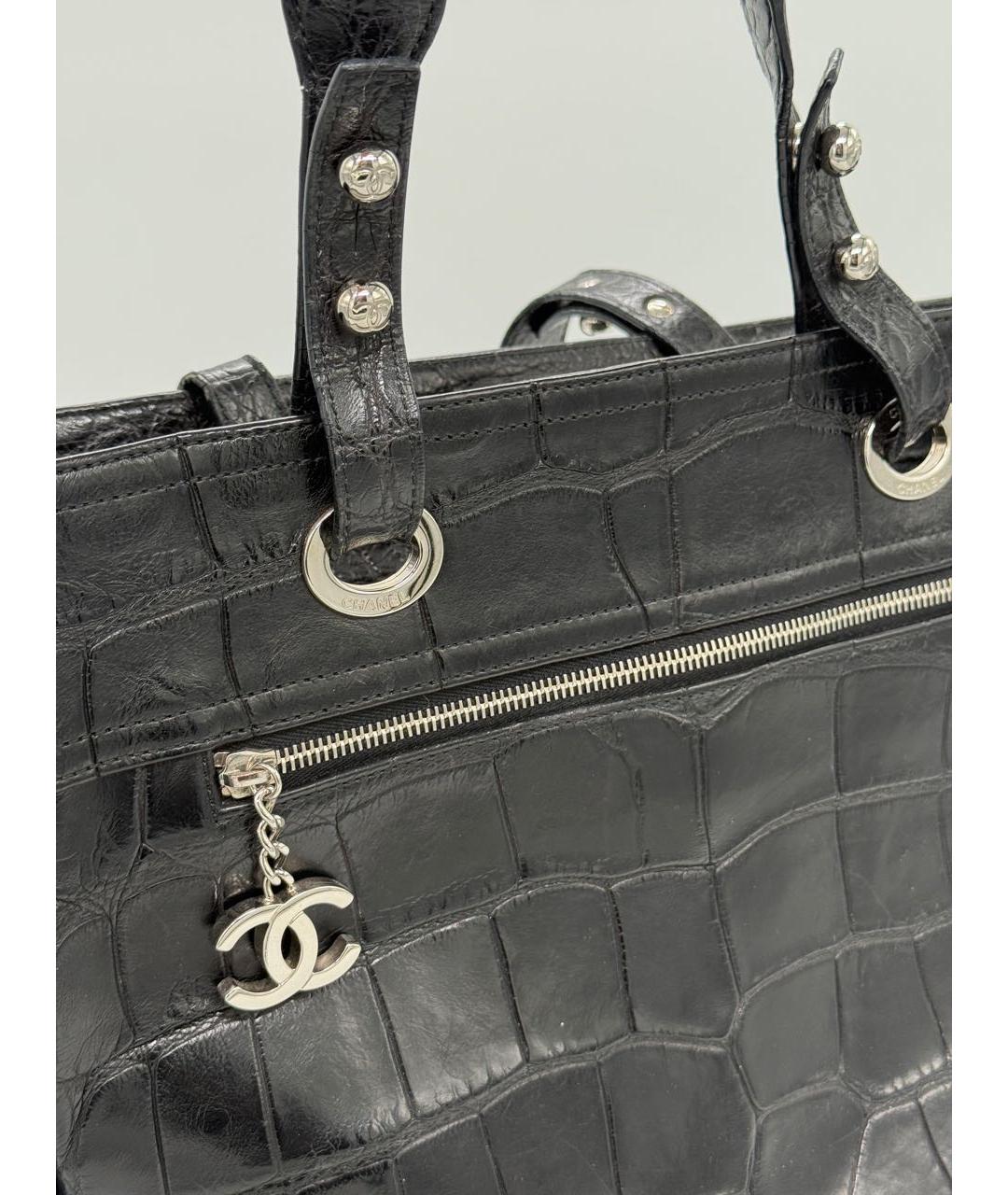 CHANEL Черная сумка тоут из экзотической кожи, фото 7