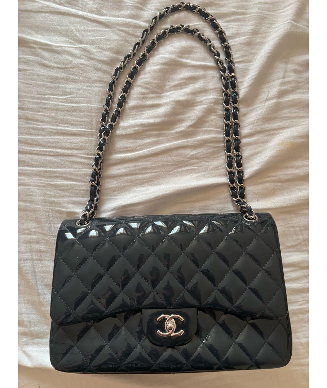 CHANEL Темно-синяя сумка через плечо из лакированной кожи, фото 5