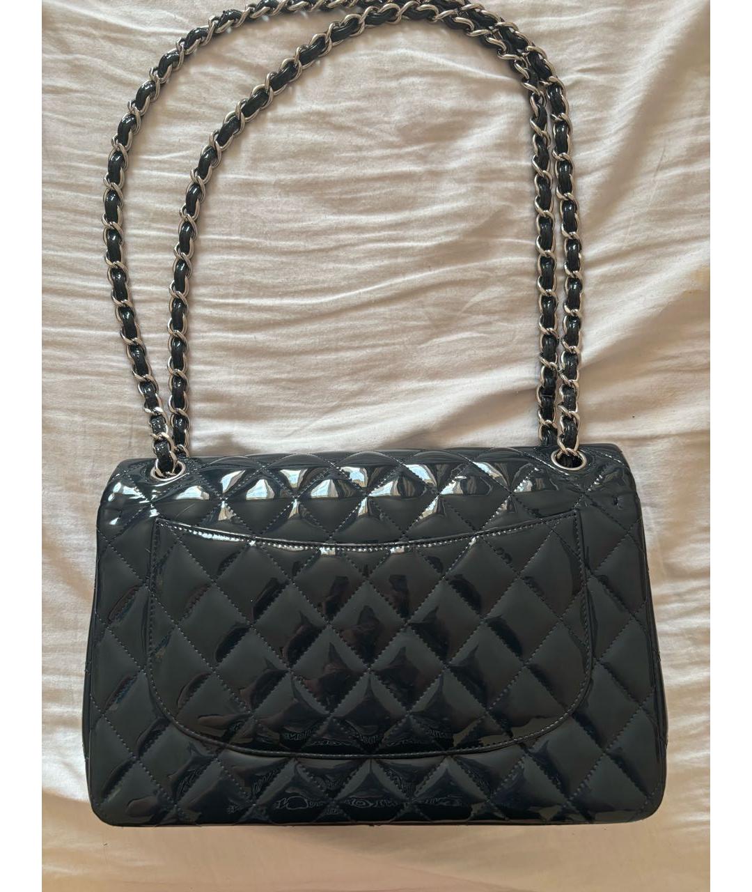 CHANEL Темно-синяя сумка через плечо из лакированной кожи, фото 2