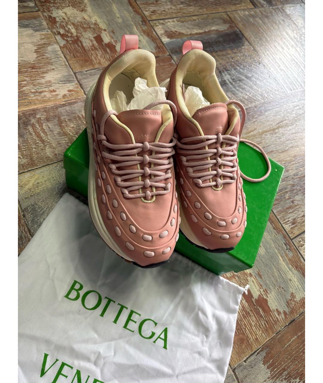 BOTTEGA VENETA Розовые кожаные кроссовки, фото 3