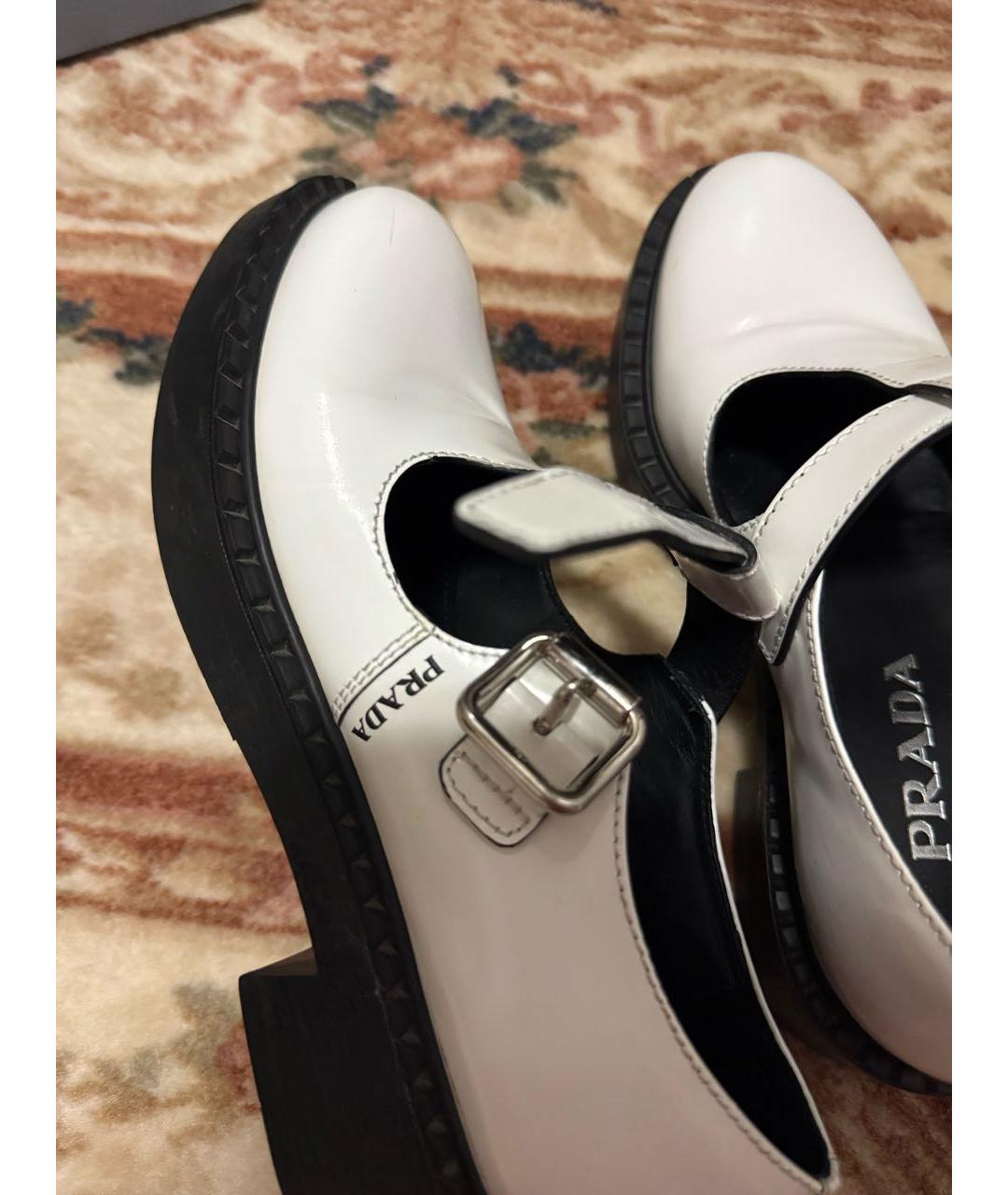 PRADA Белые кожаные лоферы, фото 2