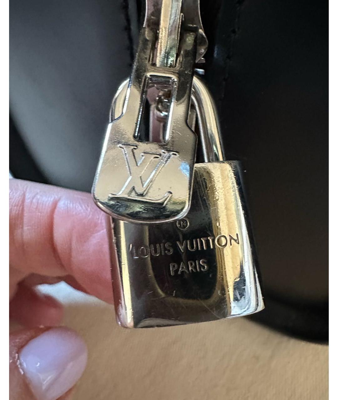 LOUIS VUITTON Черная кожаная сумка с короткими ручками, фото 5