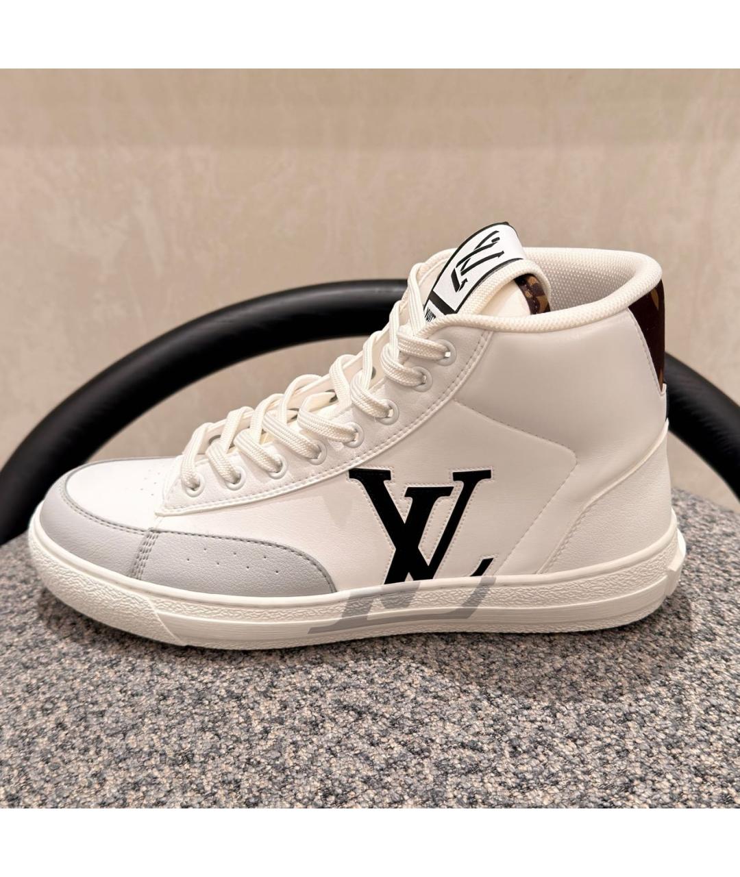 LOUIS VUITTON Белые кожаные кеды, фото 4