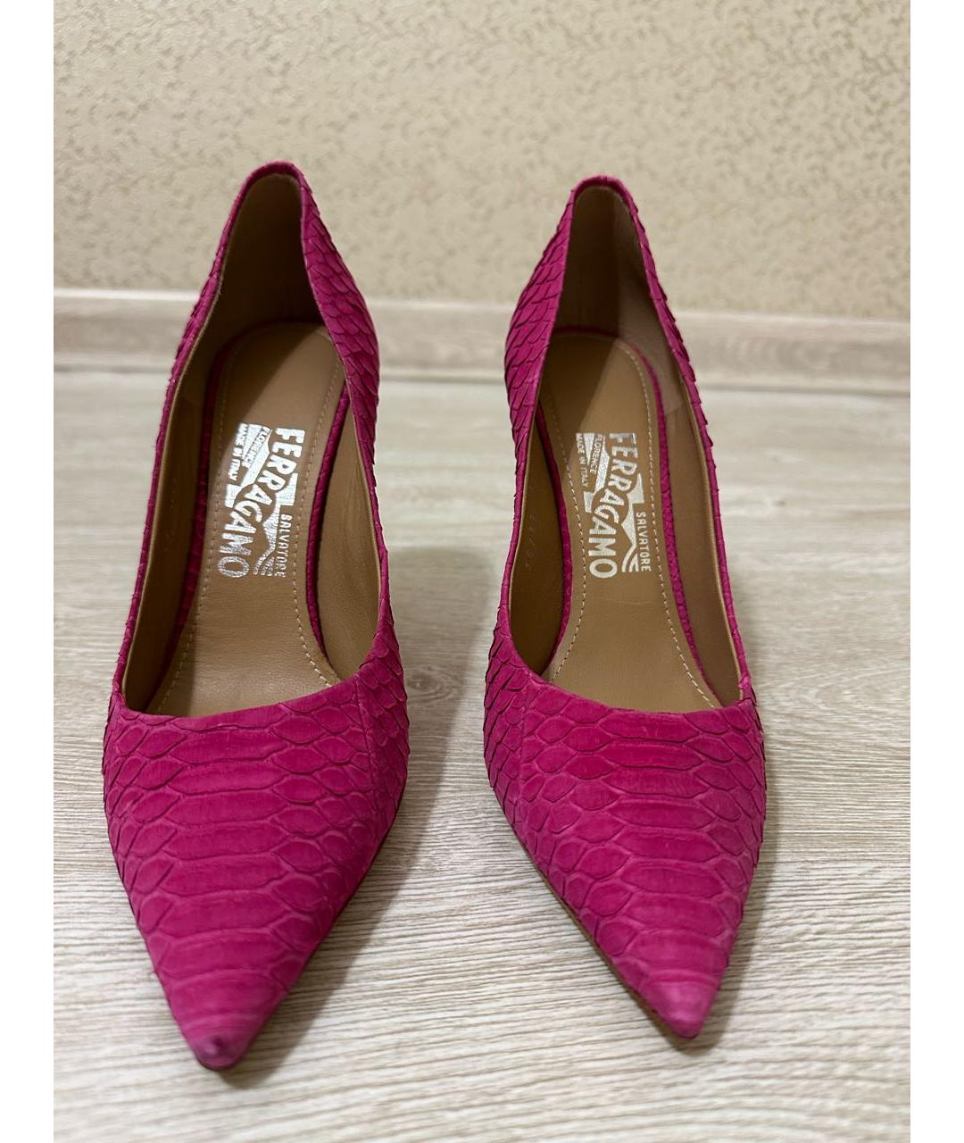 FERRAGAMO Фуксия замшевые туфли, фото 2