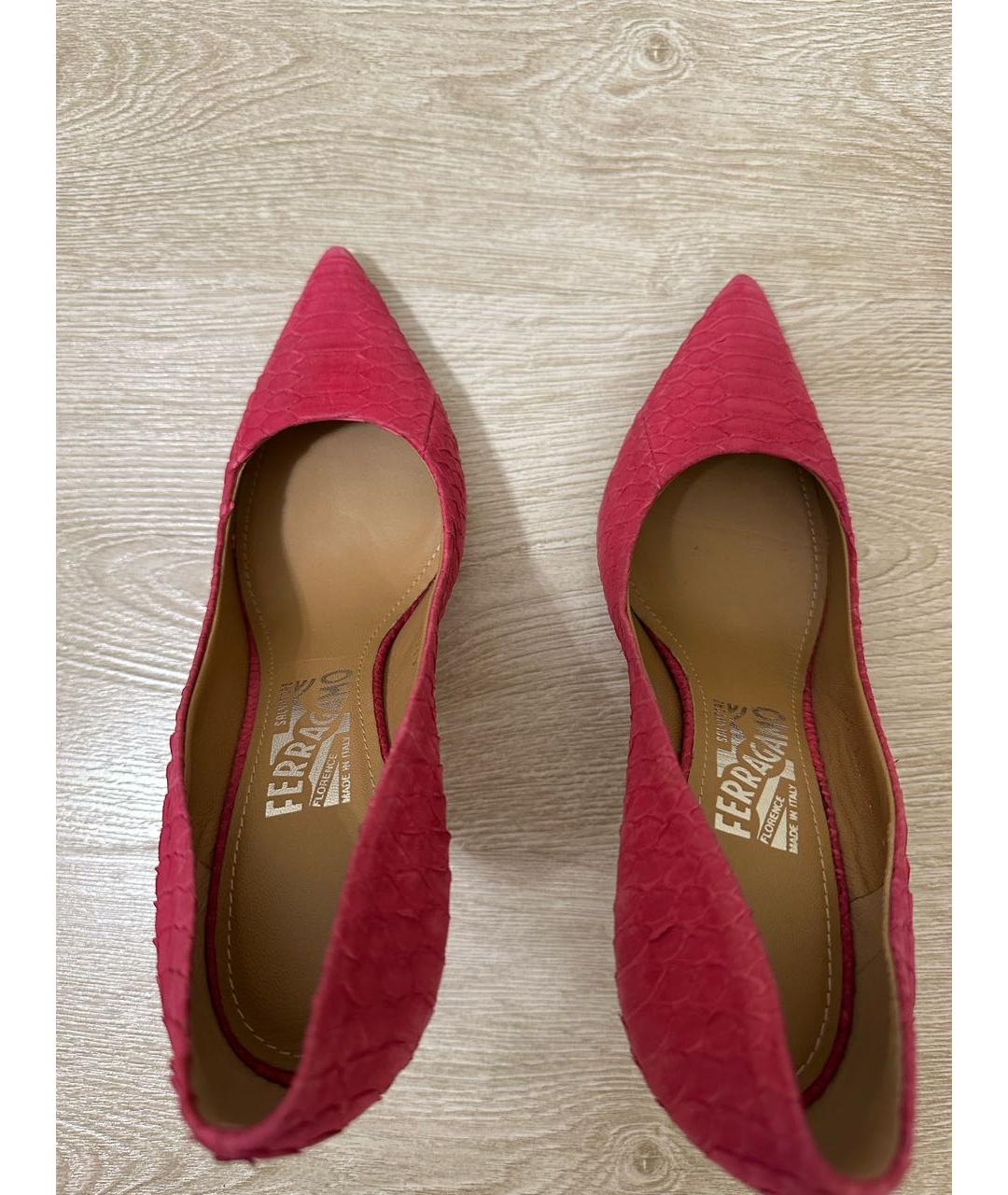 FERRAGAMO Фуксия замшевые туфли, фото 3