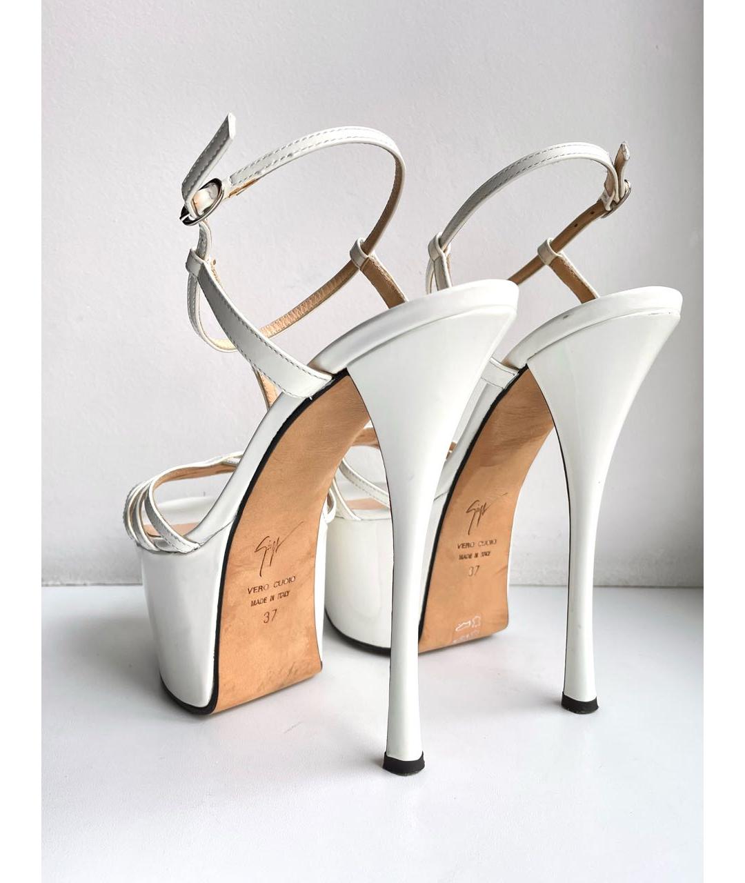 GIUSEPPE ZANOTTI DESIGN Белые босоножки из лакированной кожи, фото 3