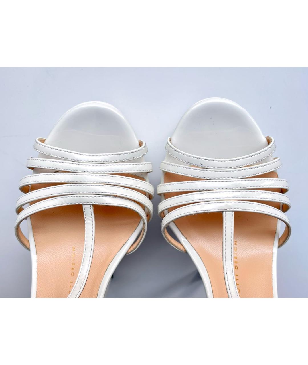 GIUSEPPE ZANOTTI DESIGN Белые босоножки из лакированной кожи, фото 7