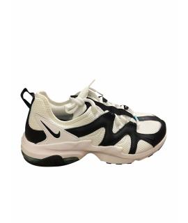 NIKE Низкие кроссовки / кеды