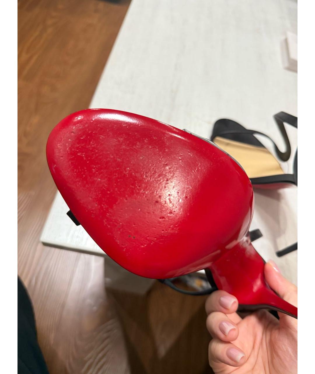 CHRISTIAN LOUBOUTIN Черные кожаные босоножки, фото 5