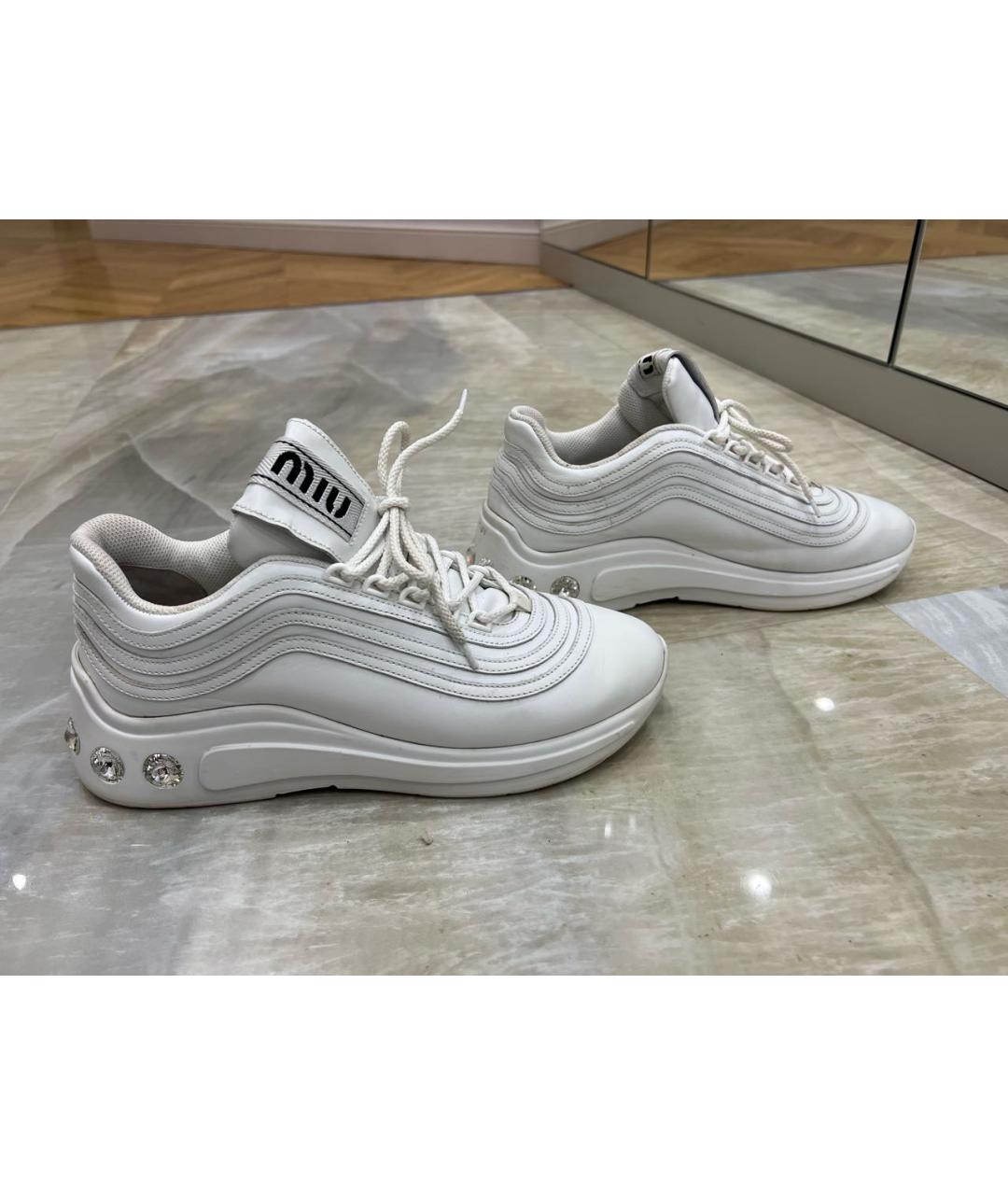 MIU MIU Белые кожаные кроссовки, фото 3