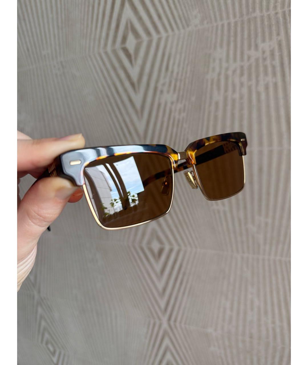 MIU MIU Коричневые пластиковые солнцезащитные очки, фото 3