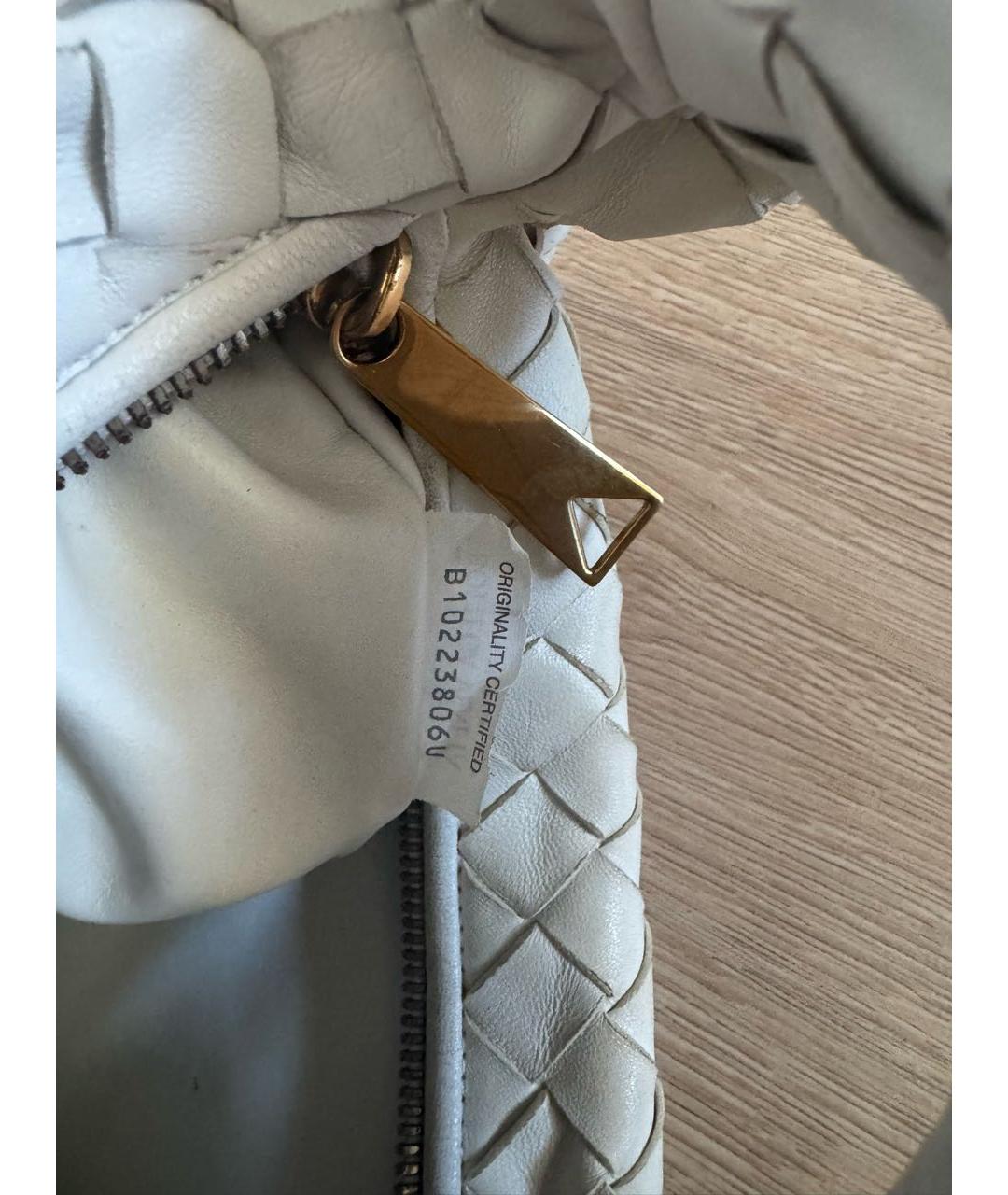 BOTTEGA VENETA Белая кожаная сумка с короткими ручками, фото 7