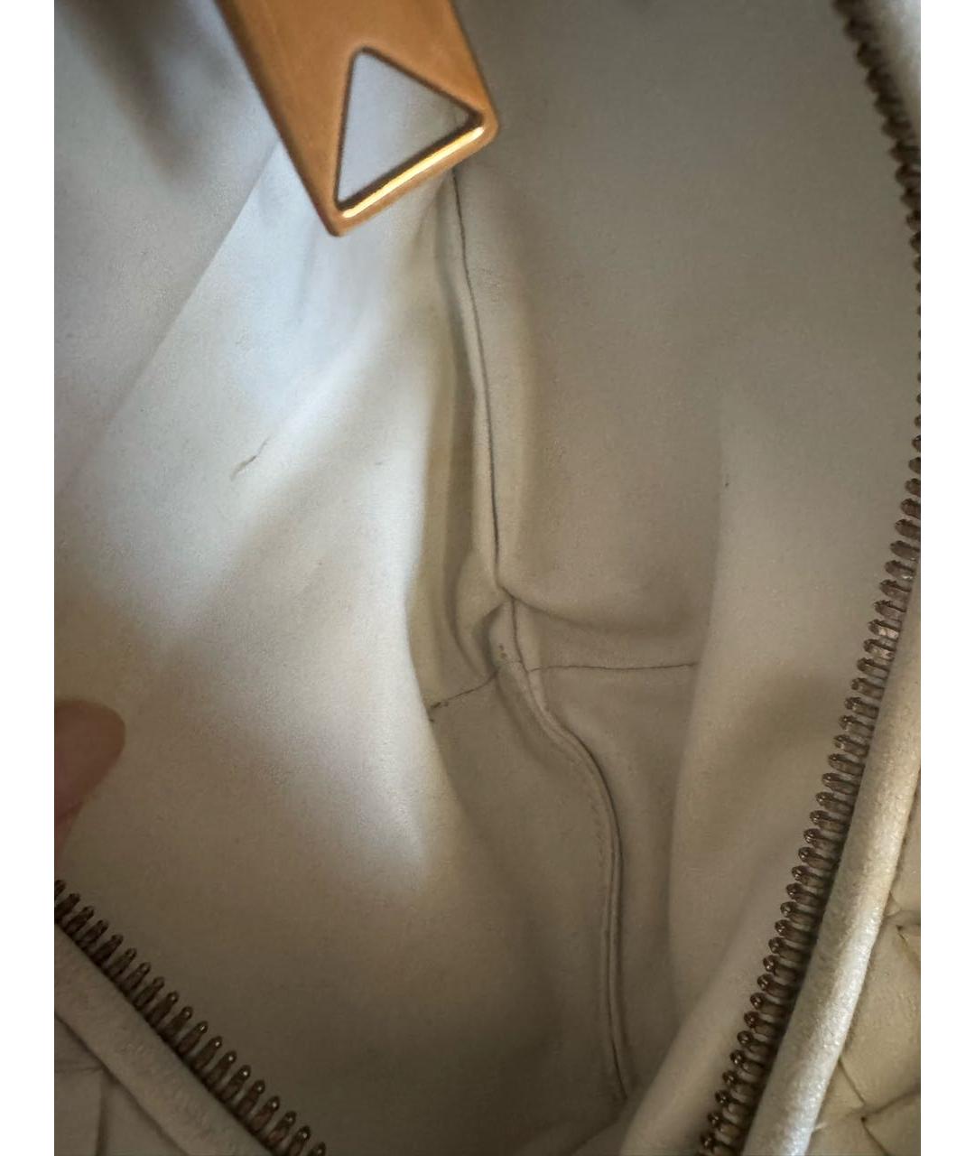 BOTTEGA VENETA Белая кожаная сумка с короткими ручками, фото 8