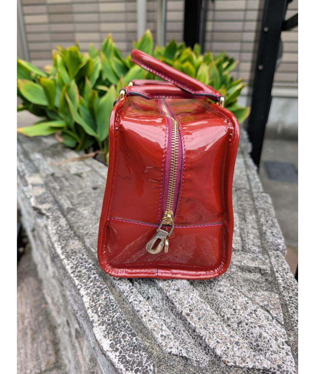 LOEWE Коралловая сумка с короткими ручками из лакированной кожи, фото 9