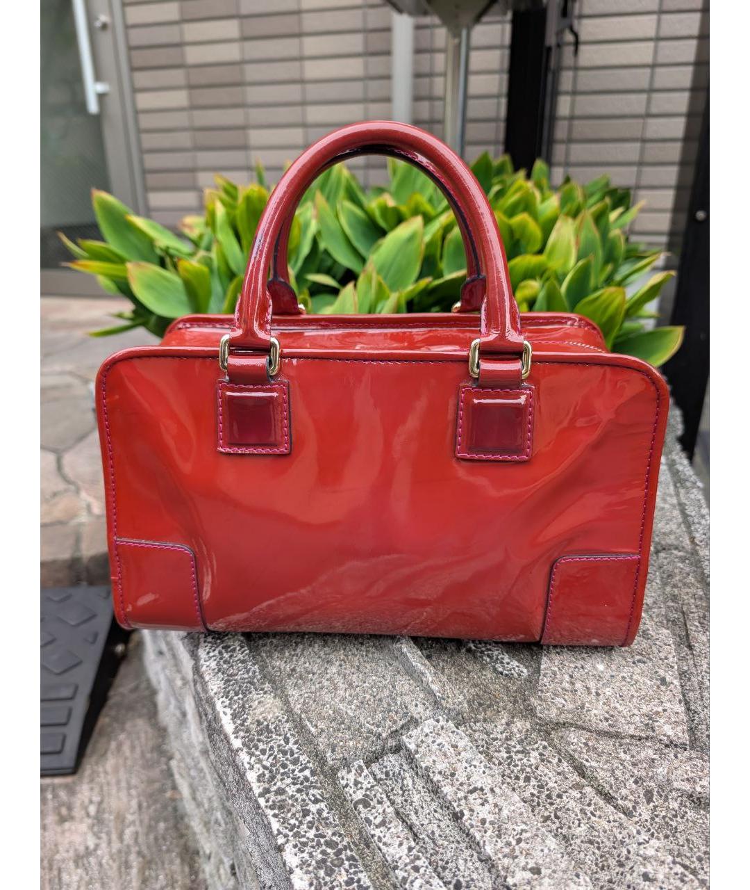 LOEWE Коралловая сумка с короткими ручками из лакированной кожи, фото 2