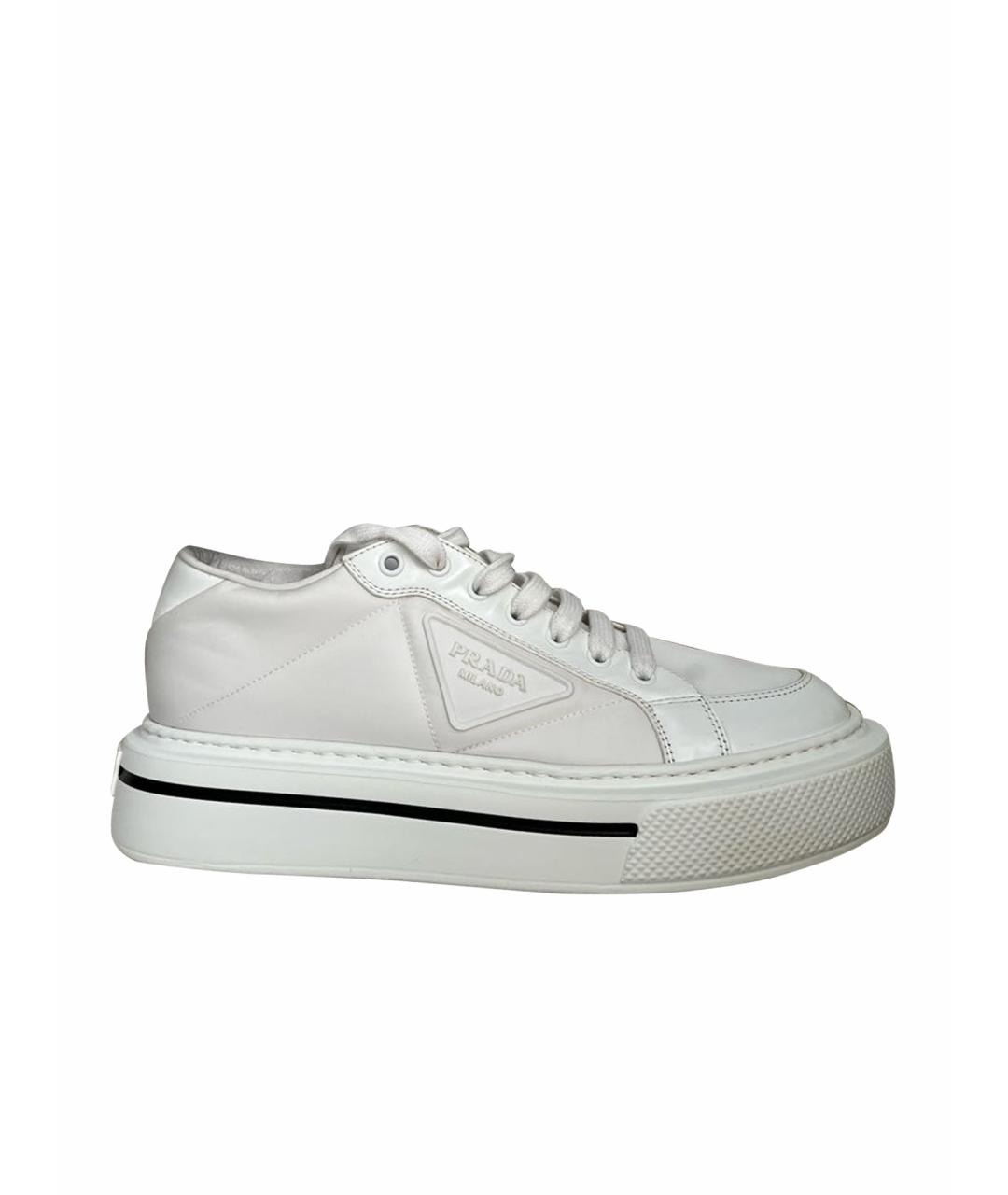 PRADA Белые кожаные кроссовки, фото 1