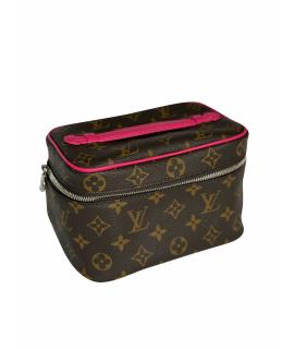 LOUIS VUITTON Косметичка