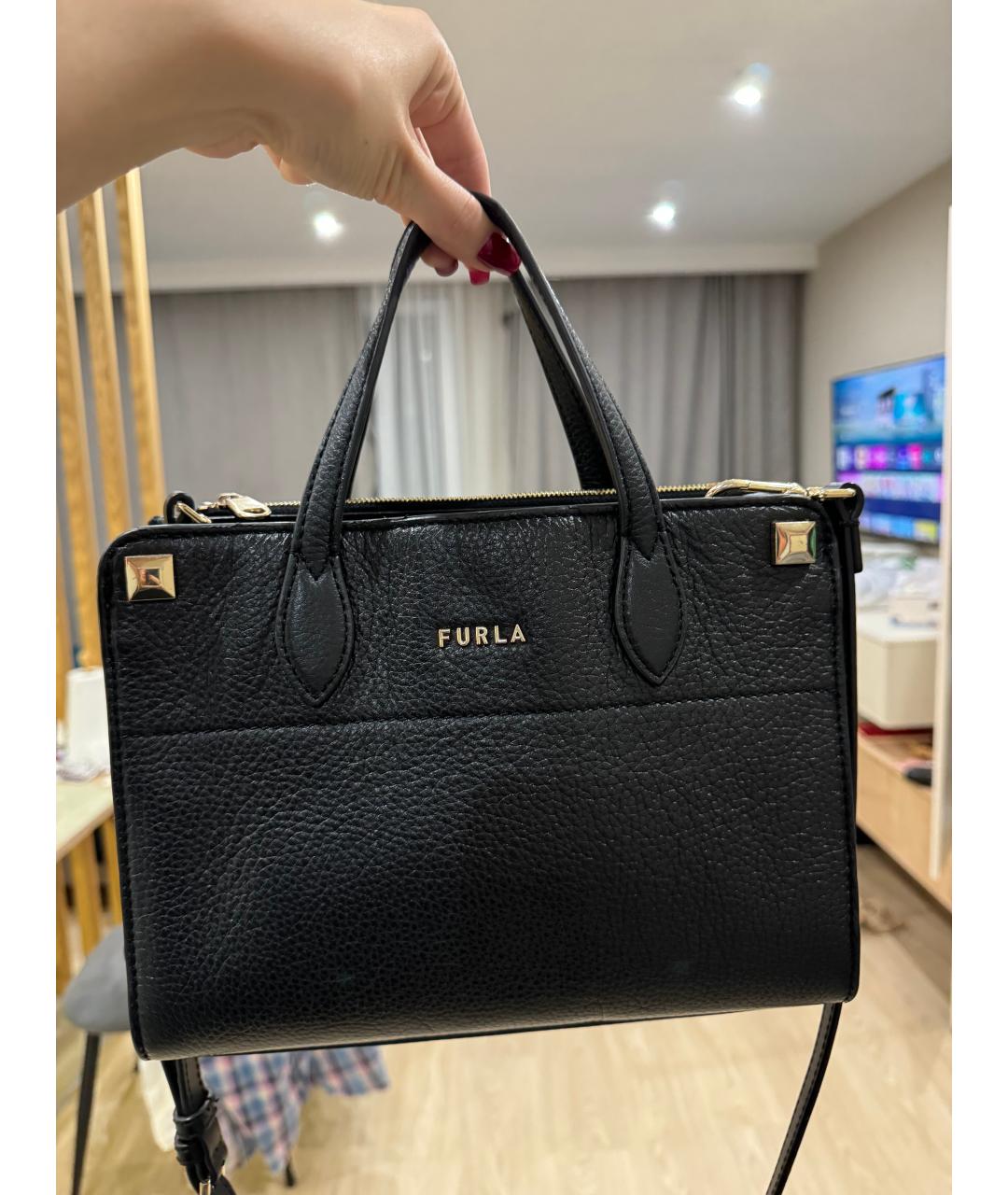 FURLA Черная кожаная сумка с короткими ручками, фото 5