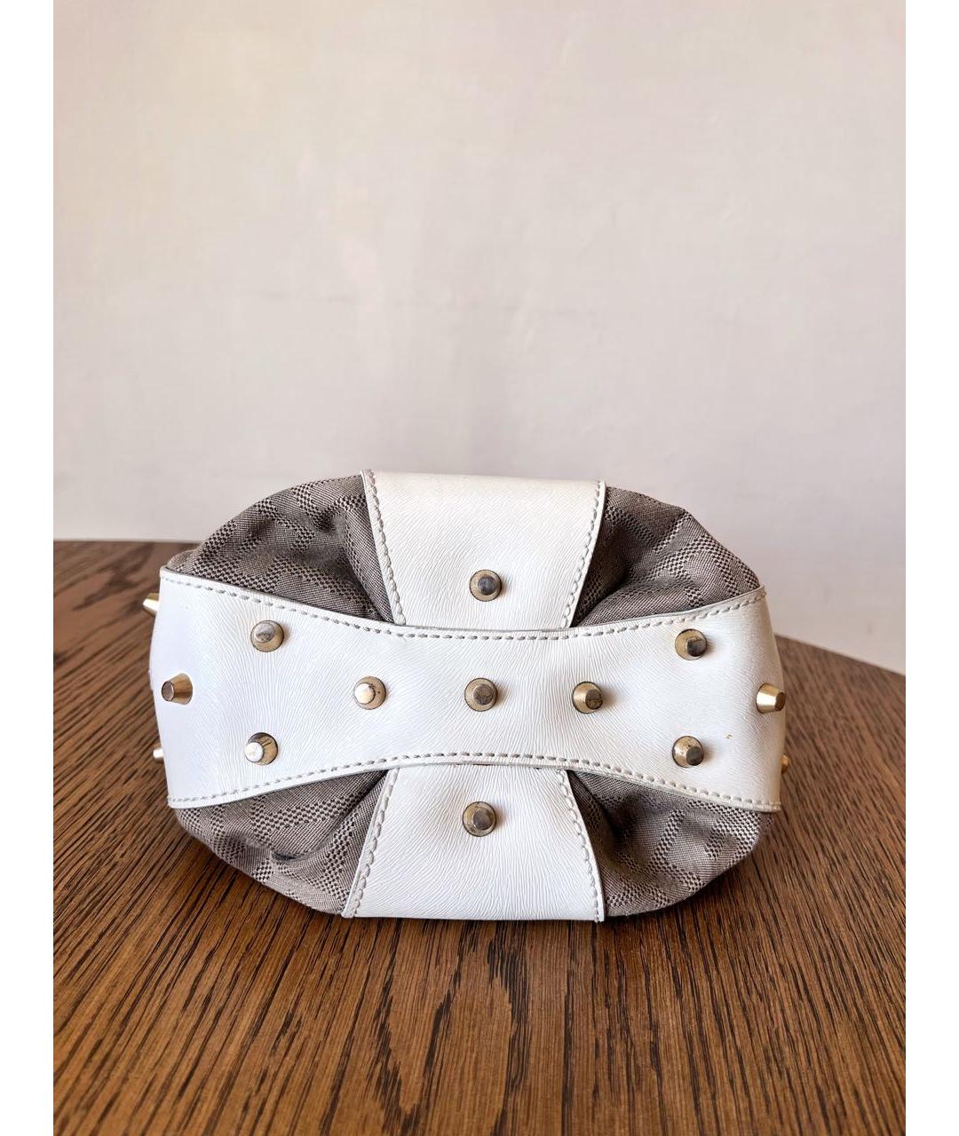 FENDI Бежевая кожаная сумка с короткими ручками, фото 3