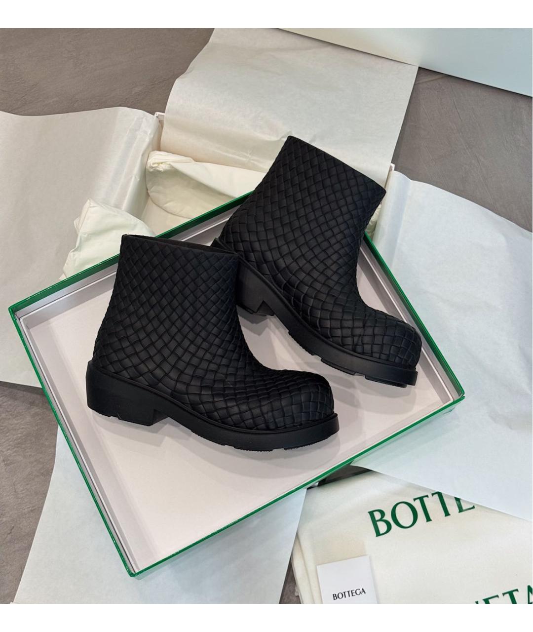 BOTTEGA VENETA Черные резиновые ботинки, фото 2