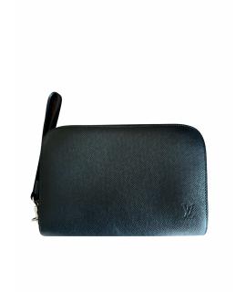 LOUIS VUITTON Барсетка
