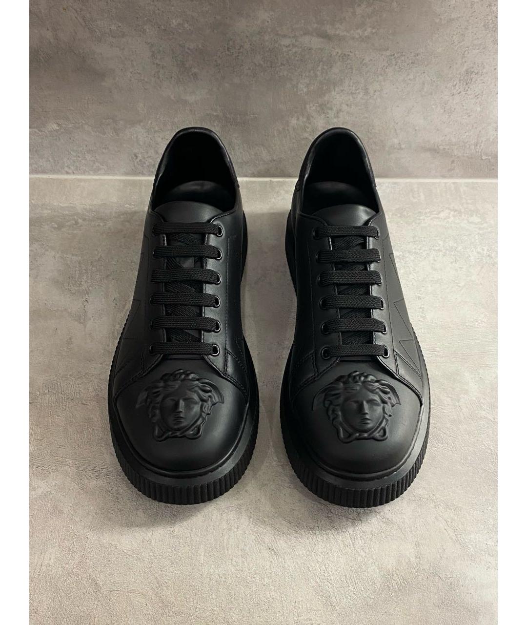VERSACE Черные кожаные низкие кроссовки / кеды, фото 4