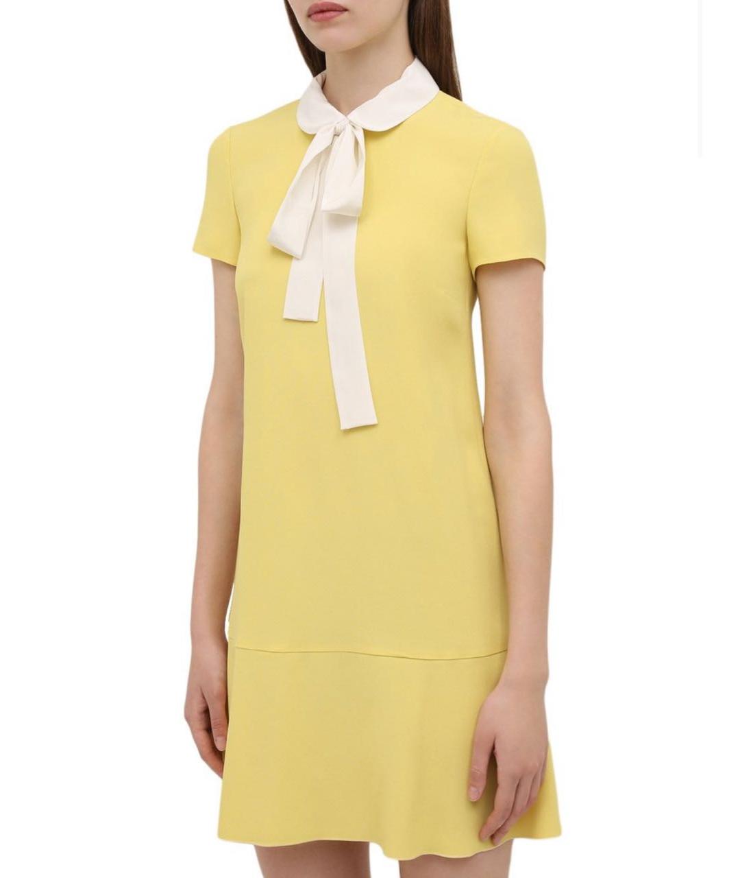 RED VALENTINO Желтое ацетатное повседневное платье, фото 2