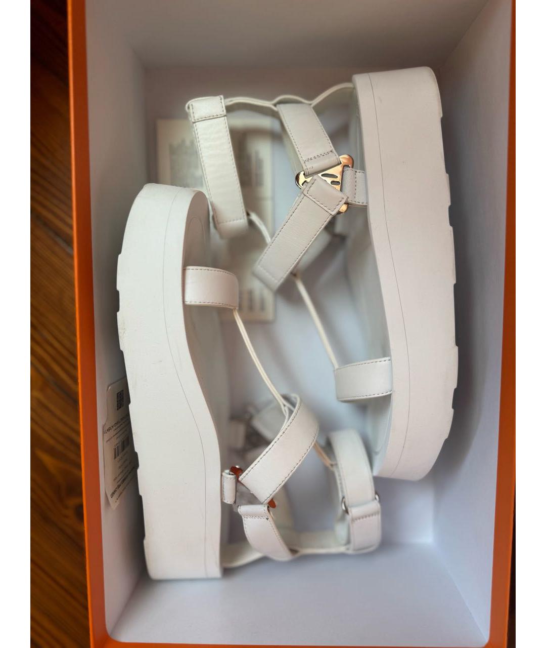 HERMES Белые кожаные сандалии, фото 2