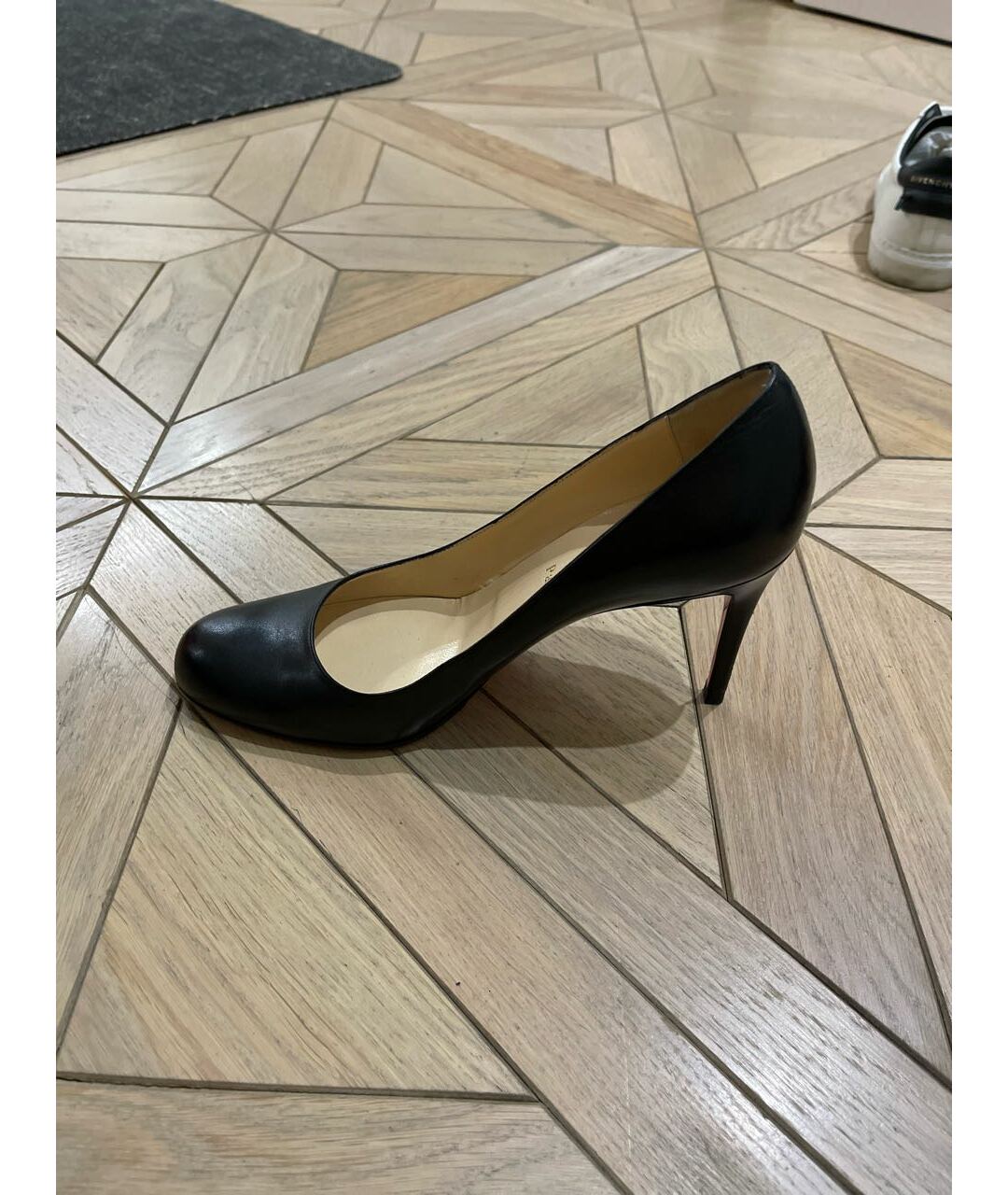 CHRISTIAN LOUBOUTIN Черные кожаные туфли, фото 7