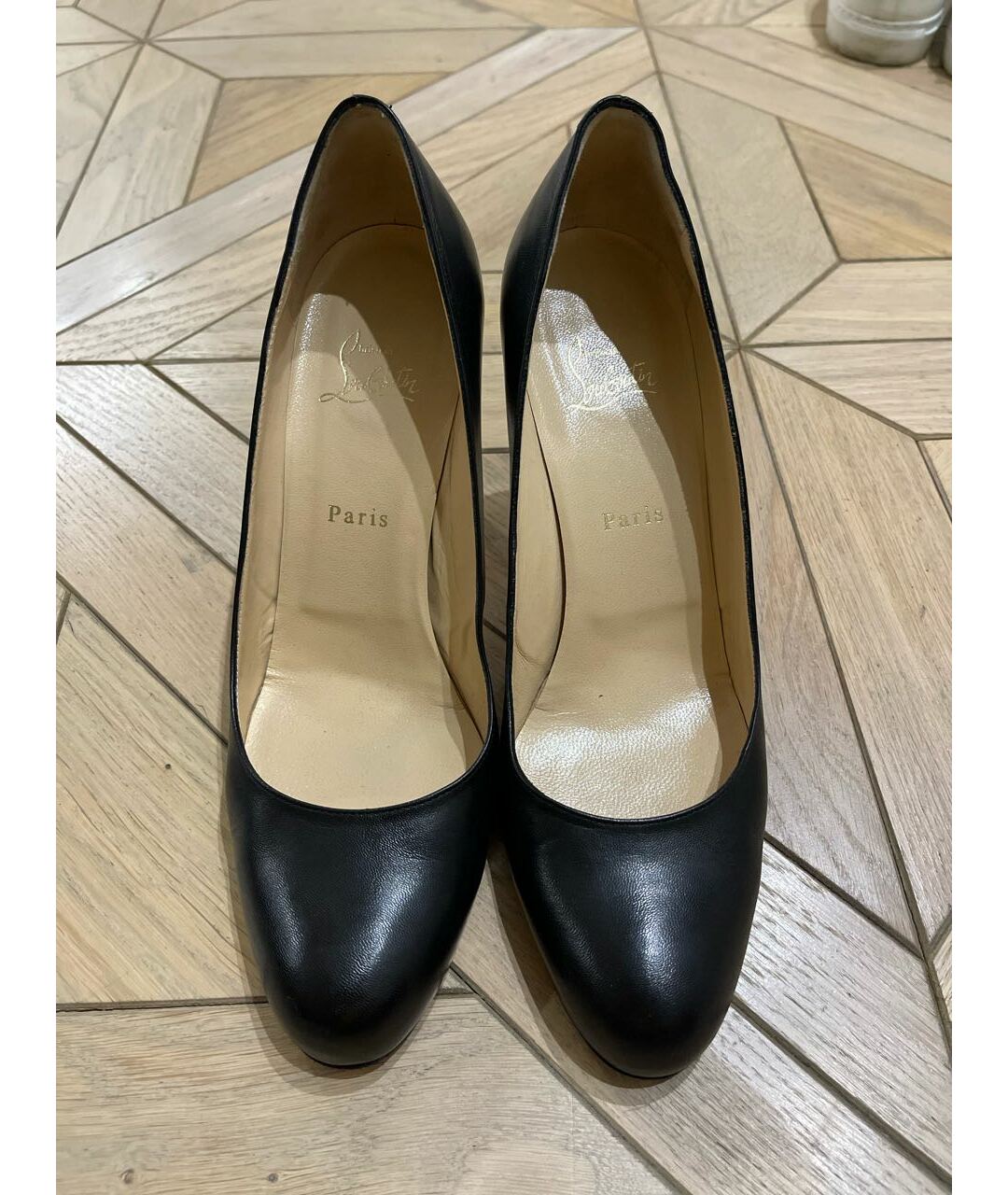 CHRISTIAN LOUBOUTIN Черные кожаные туфли, фото 2