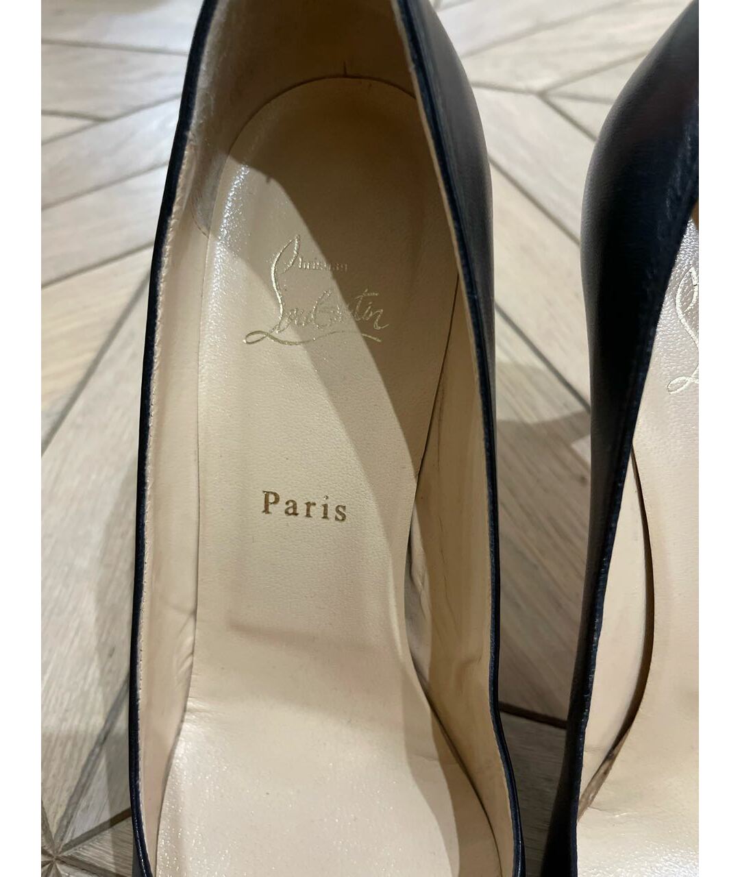 CHRISTIAN LOUBOUTIN Черные кожаные туфли, фото 5