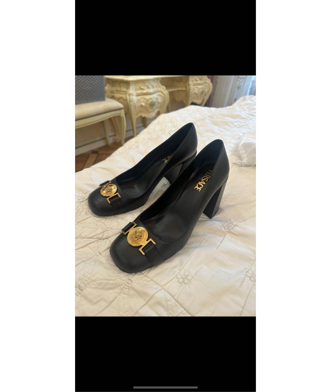 VERSACE Черные кожаные туфли, фото 3
