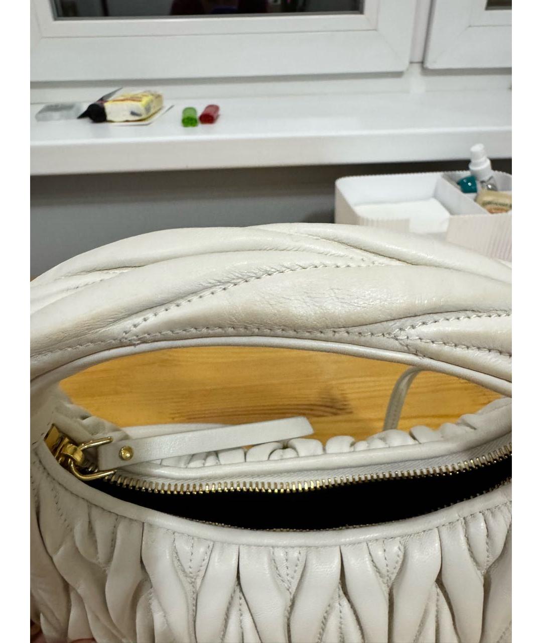 MIU MIU Белая кожаная сумка через плечо, фото 7