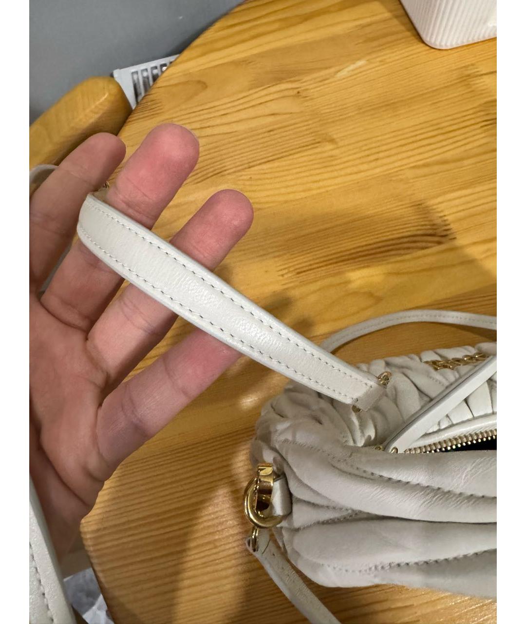 MIU MIU Белая кожаная сумка через плечо, фото 6