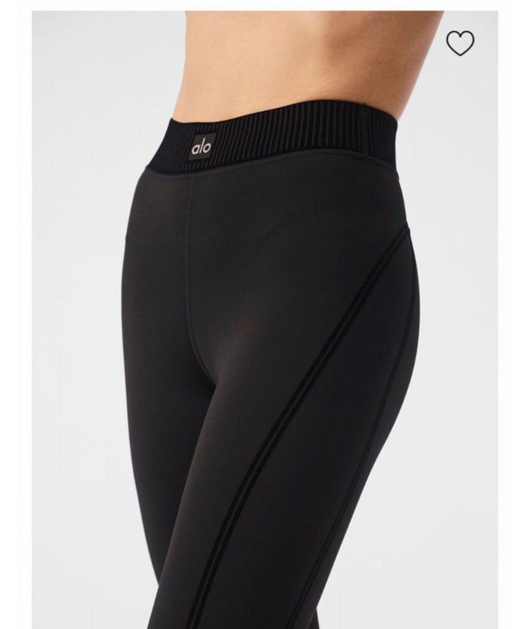 ALO YOGA Черные спортивные брюки и шорты, фото 2