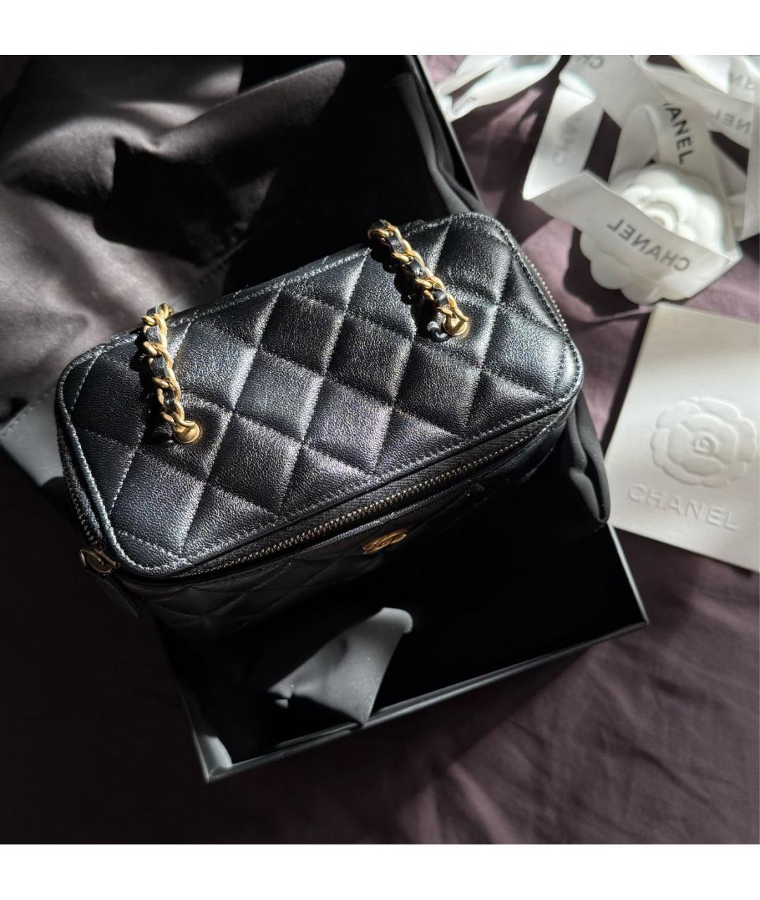 CHANEL Черная сумка через плечо из экзотической кожи, фото 3