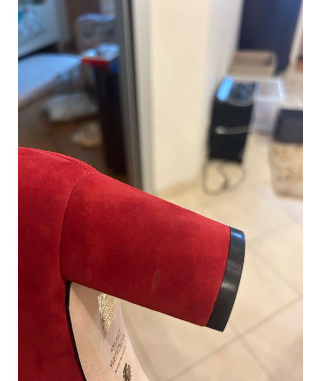 STUART WEITZMAN Красные замшевые туфли, фото 7