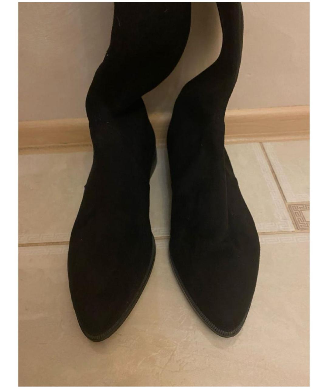 STUART WEITZMAN Черные замшевые ботфорты, фото 2