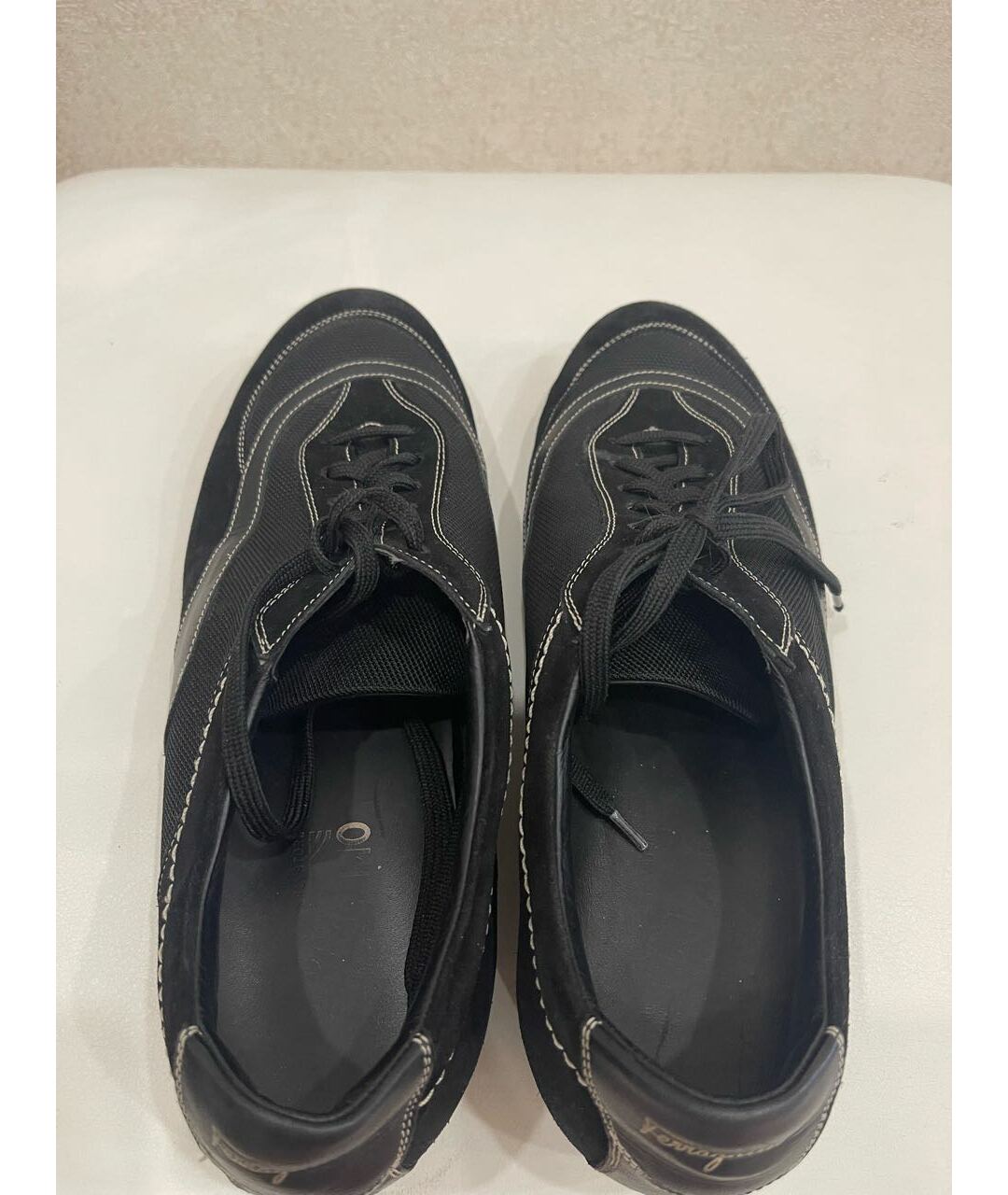 SALVATORE FERRAGAMO Черные замшевые кроссовки, фото 3